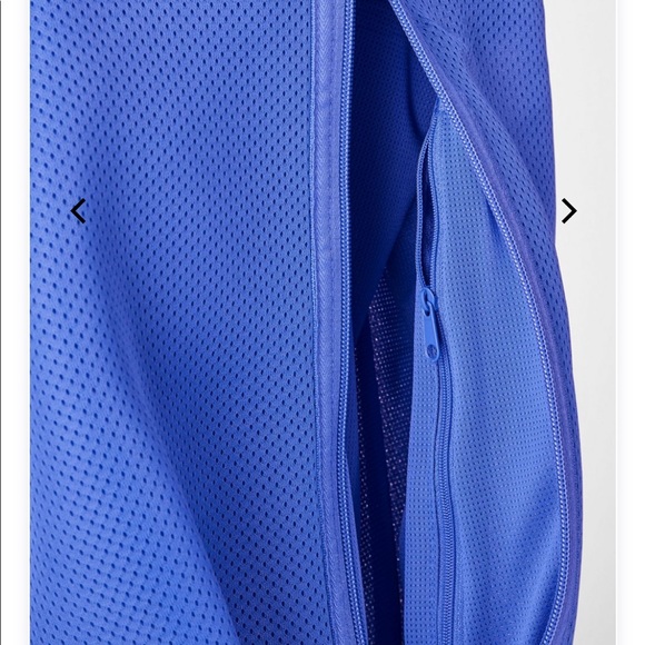 The Functional Bag-Fabletics - Picture 4 of 5